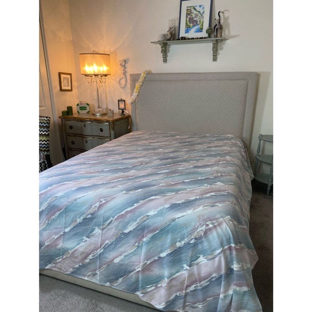 Vintage pastel colored blue , green , pink , flat sheet King